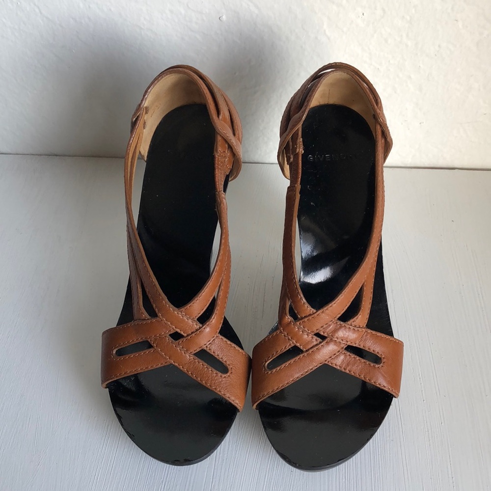 Givenchy Platform Sandals - Picture 5 of 8